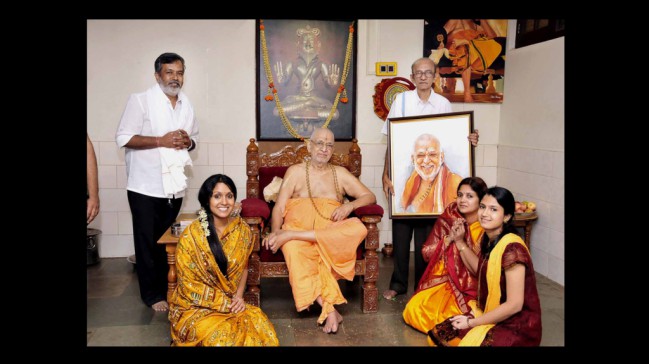 Blessed by Sadguru Sudhindra Teertha Swamiji